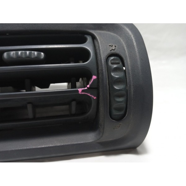 Difusor Ar Lateral Esquerdo Renault Clio 2005