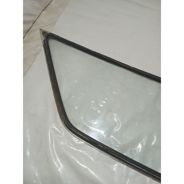 Vidro Lateral Traseiro Fixo L. Direito Gm Caravan 1977