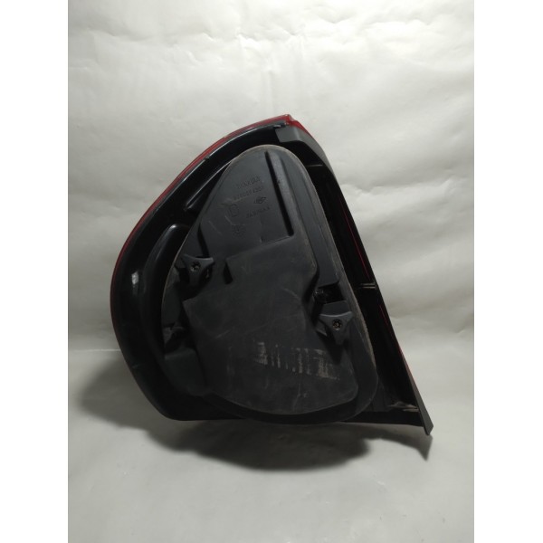 Lanterna Traseira Direita Renault Clio Sedam 2008