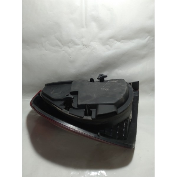 Lanterna Traseira Direita Renault Clio Sedam 2008
