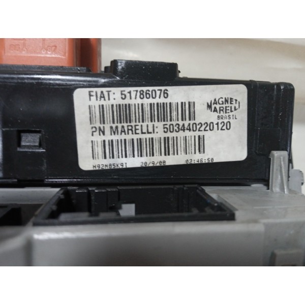 Caixa Fusível Fiat Stilo 2008 1.8 16v Automático
