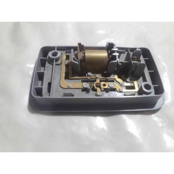 Luz De Teto Traseira Mitsubishi Pajero Tr4 2010