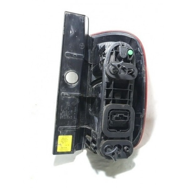 Lanterna Traseira L.esquerdo Renault Duster 2012