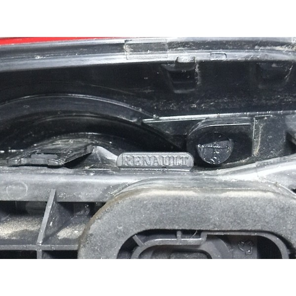 Lanterna Traseira L.esquerdo Renault Duster 2012