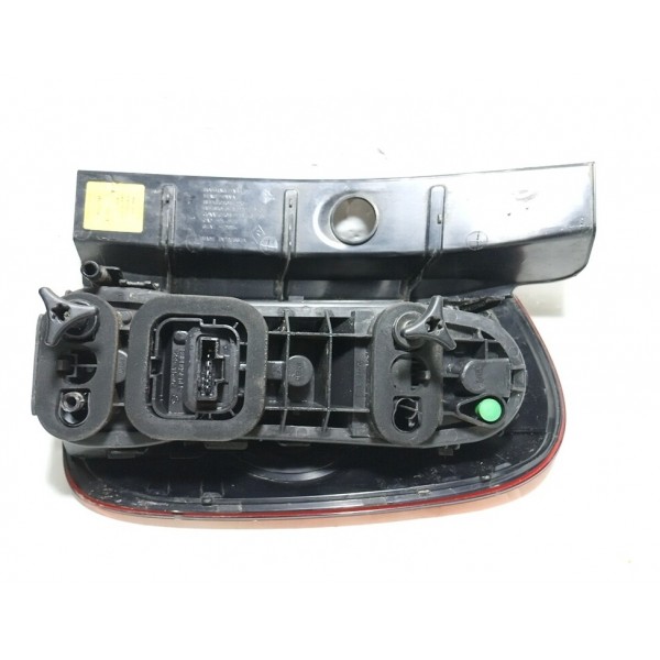 Lanterna Traseira L.esquerdo Renault Duster 2012