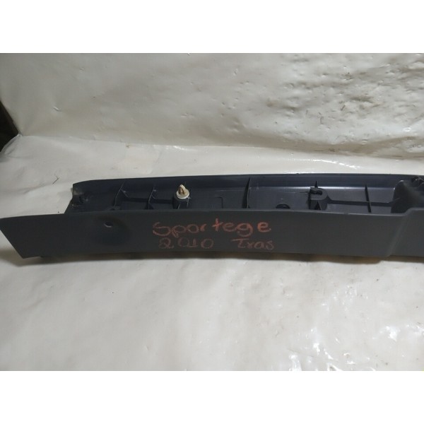 Acabamento Porta Malas Soleira Kia Sportage 2010