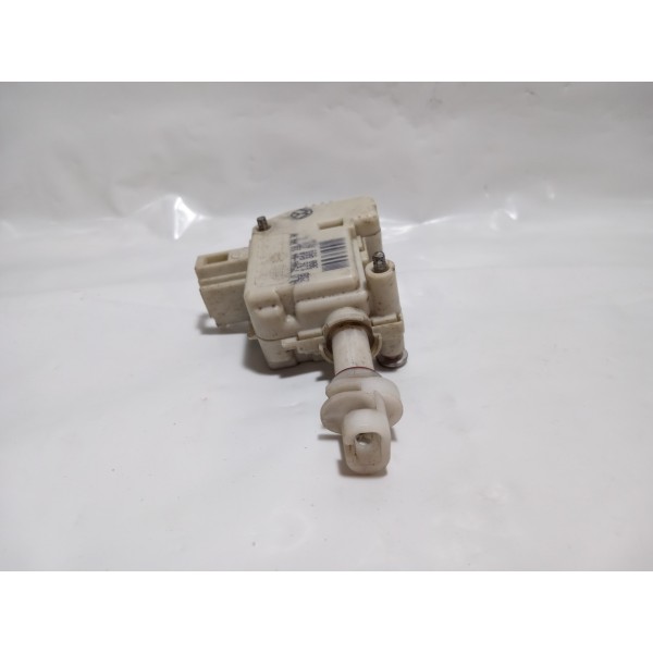Trava Elétrica Portinhola Tanque Vw Golf 2000