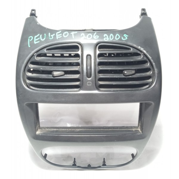 Moldura Central Difusor  Ar Peugeot 206 2005.