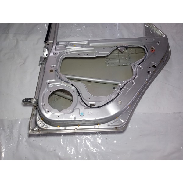 Porta Kia Cerato Traseira Direita 2010 4p Usado