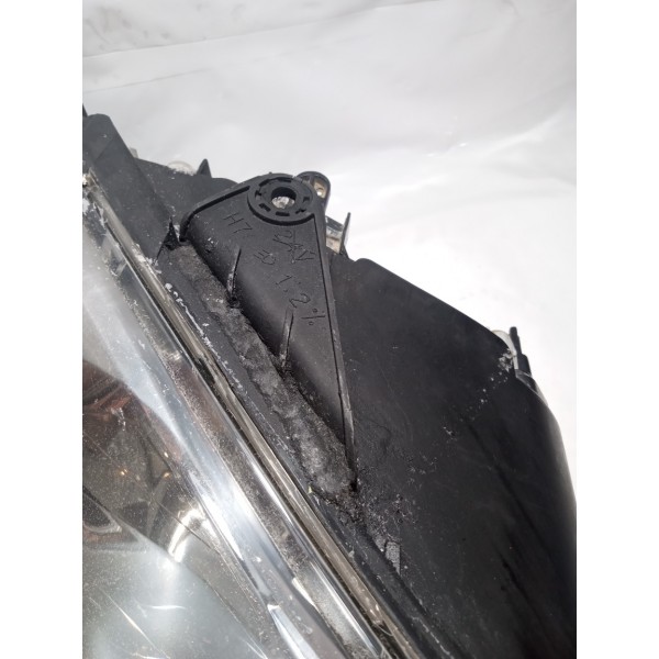Farol Lado Direito Peugeot 206 2006 Recuperado