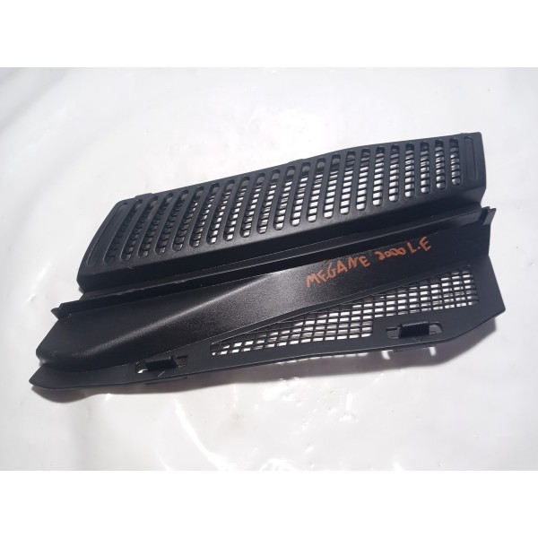 Grade Churrasqueira Lado Esquerdo Renault Megane 2000