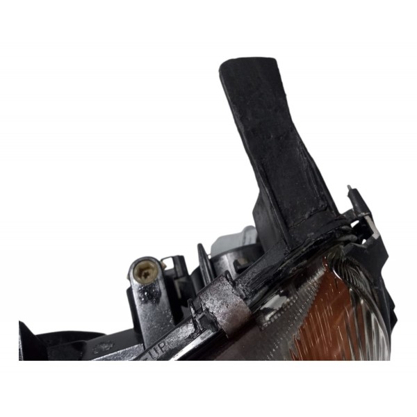 Farol Esquerdo Ford Fiesta Courier 2000 Recuperado
