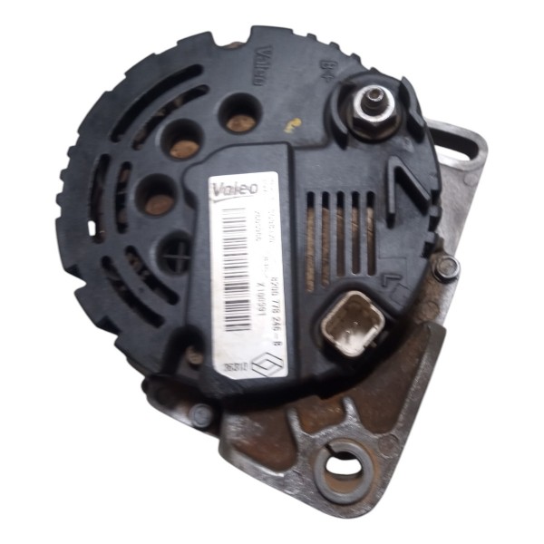 Alternador Renault Clio 1.0 16v 2011 Usado