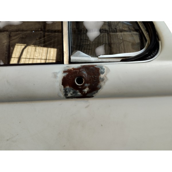 Porta Dianteira Lado Direito Vw Kombi 98 Completa Usada