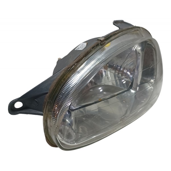 Farol Lado Esquerdo Gm Corsa 2004 Recuperado