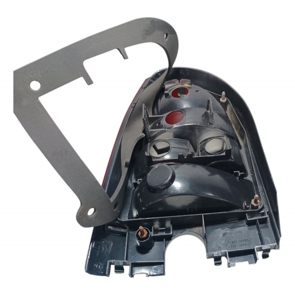 Lanterna Traseira Direita Vw Gol G3 2003 Com Detalhe