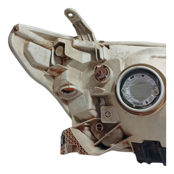 Farol Lado Esquerdo Toyota Hilux 2008 Recuperado