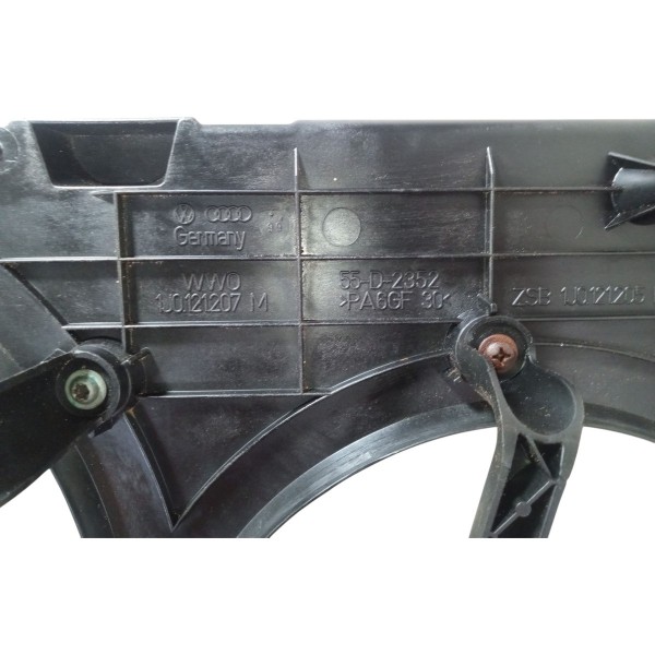 Defletor Da Ventoinha Vw Golf Sapão 2004