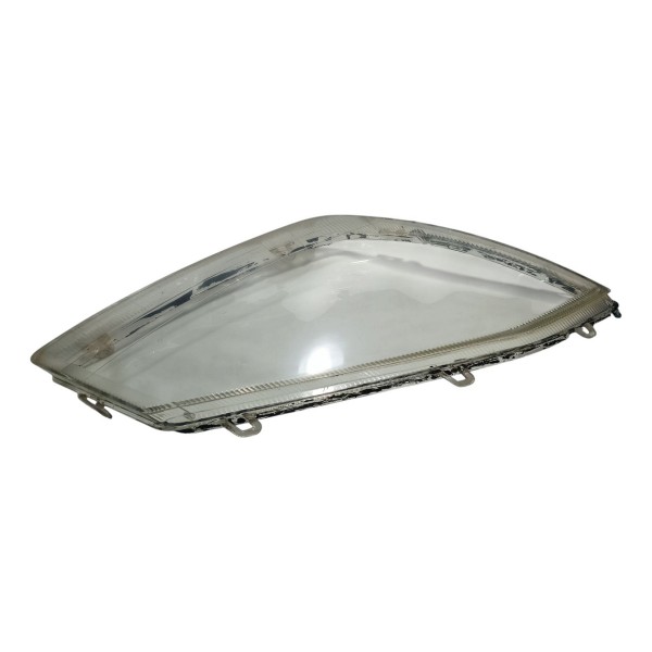 Lente Do Farol Lado Direito Ford Fiesta 2008 Recuperado