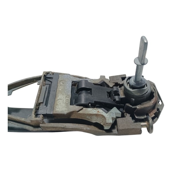 Maçaneta Externa Dianteira Esquerda Vw Polo 2004