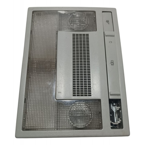 Luz De Teto Cortesia Vw Polo 2004 Com Detalhe