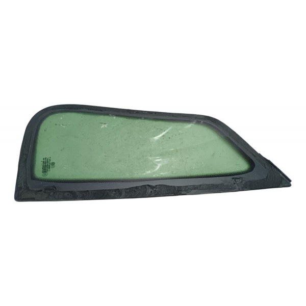 Vidro Fixo Lateral Traseiro Esquerdo Vw Polo 2004