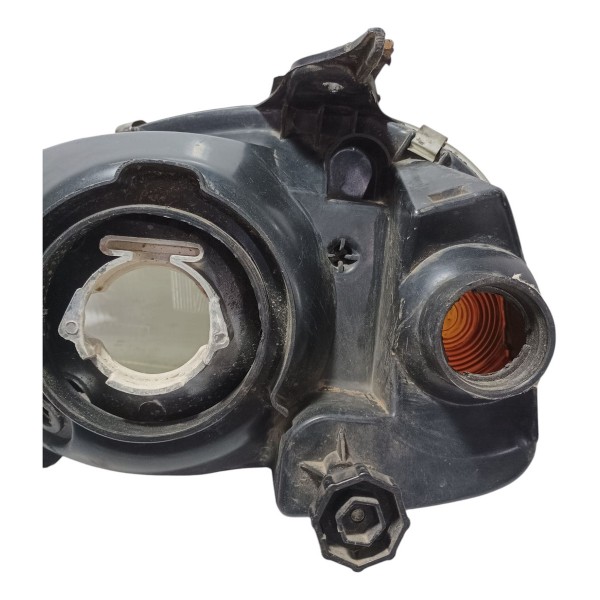Farol Lado Direito Gm Corsa 2002 Recuperado