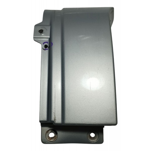 Moldura Lateral Traseira Esquerda Gm Zafira 2003