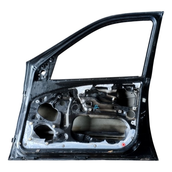 Porta Dianteira Lado Direito Fiat Siena 2005 Com Avarias