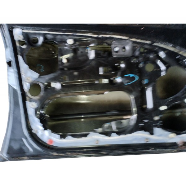 Porta Dianteira Lado Direito Fiat Siena 2005 Com Avarias