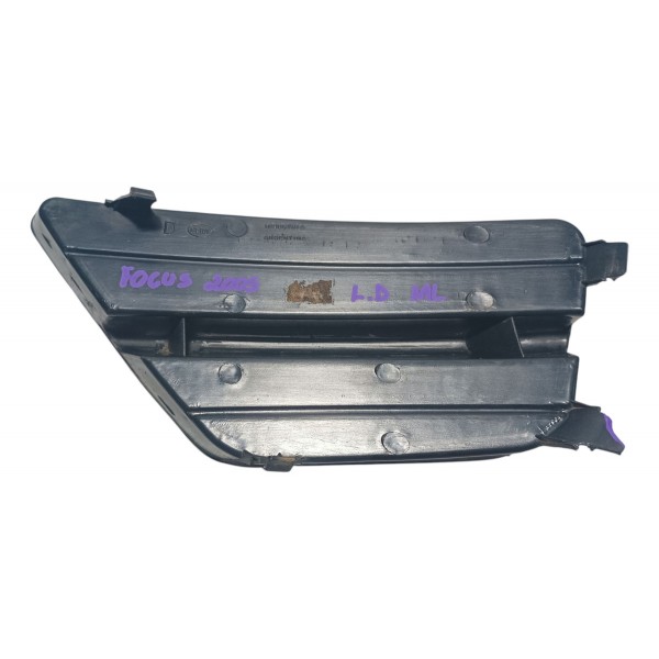 Moldura Farol Milha Lado Direito Ford Focus 2005