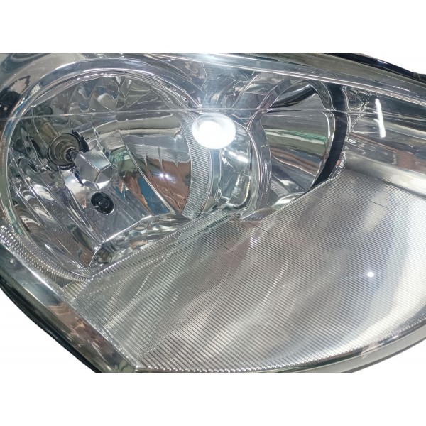 Farol Lado Direito Ford Focus 2005 Recuperado