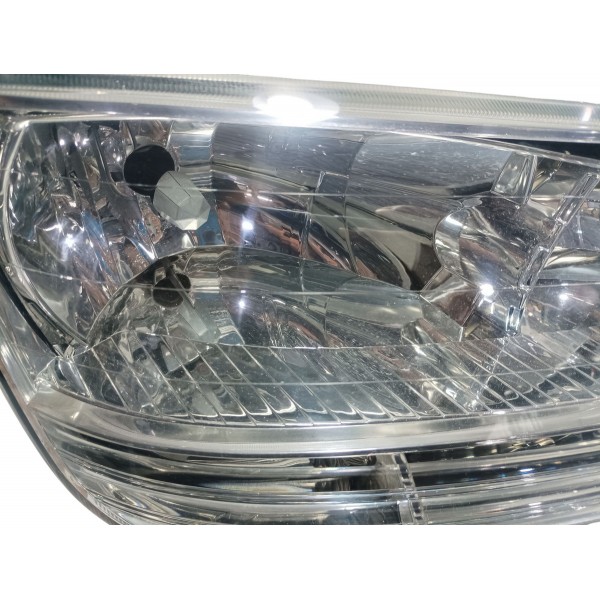 Farol Lado Direito Fiat Idea 2009 Recuperado