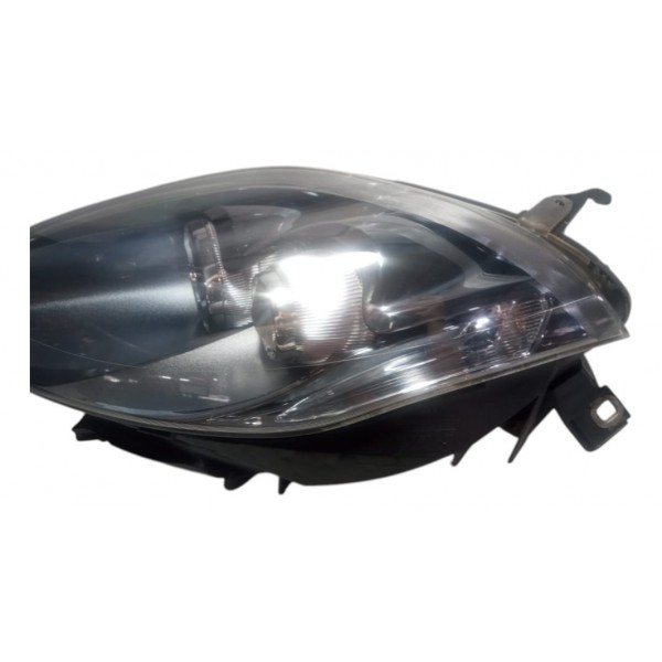 Farol Lado Esquerdo Fiat Bravo 2012 Com Detalhe Recuperado