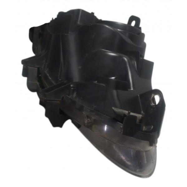 Farol Lado Esquerdo Fiat Bravo 2012 Com Detalhe Recuperado