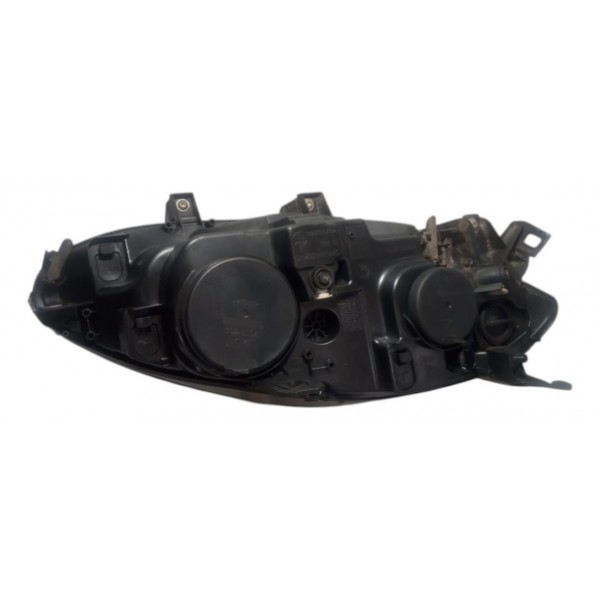 Farol Lado Esquerdo Fiat Bravo 2012 Com Detalhe Recuperado