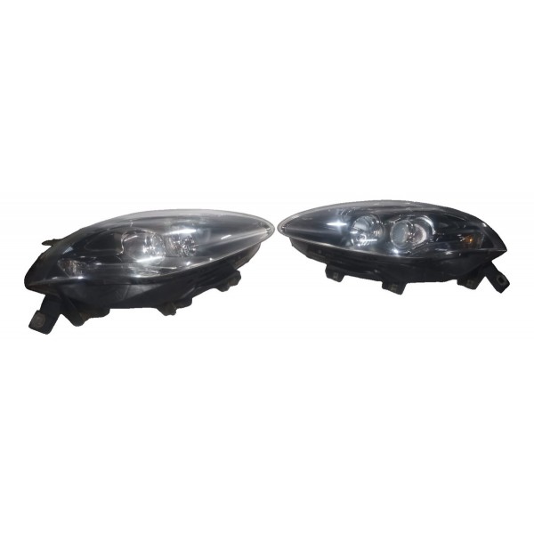 Farol Fiat Bravo 2012 Par Com Detalhe Recuperado