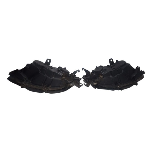 Farol Fiat Bravo 2012 Par Com Detalhe Recuperado