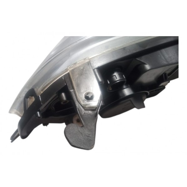 Farol Fiat Bravo 2012 Par Com Detalhe Recuperado