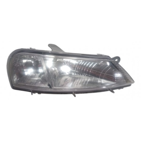 Farol Lado Direito Gm Celta 2003