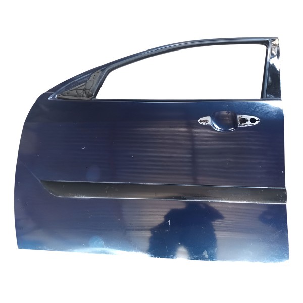 Porta Dianteira Esquerda Ford Focus 2005 Dianteira Esquerdo Azul Porta Dianteira Esquerda Ford Focus 2005 Dianteira Esquerdo Azul