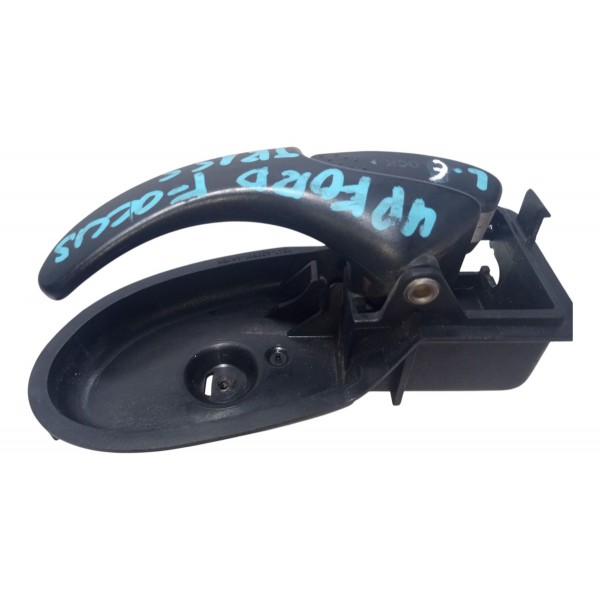 Maçaneta Interna Traseira Esquerda Ford Focus 2005 Preto Traseira Maçaneta Interna Traseira Esquerda Ford Focus 2005 Preto Traseira