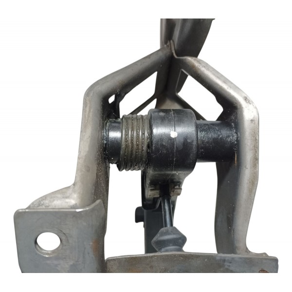 Pedal Com Atuador Embreagem Gm Corsa 1.8 2009 Pedal Com Atuador Embreagem Gm Corsa 1.8 2009