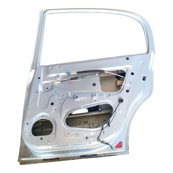 Porta Traseira Direita Gm Astra 2005 À 2011 Traseira Direita Prateado Porta Traseira Direita Gm Astra 2005 À 2011 Traseira Direita Prateado