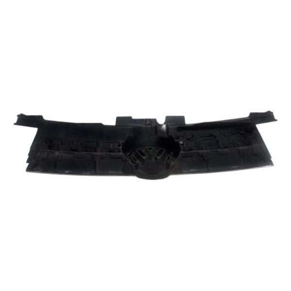 Grade Parachoque Dianteiro Vw Bora 2004 Com Detalhe