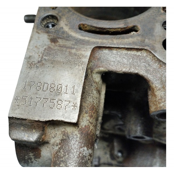Bloco Do Motor Uno Fire 1.0 16v 0,25 2001
