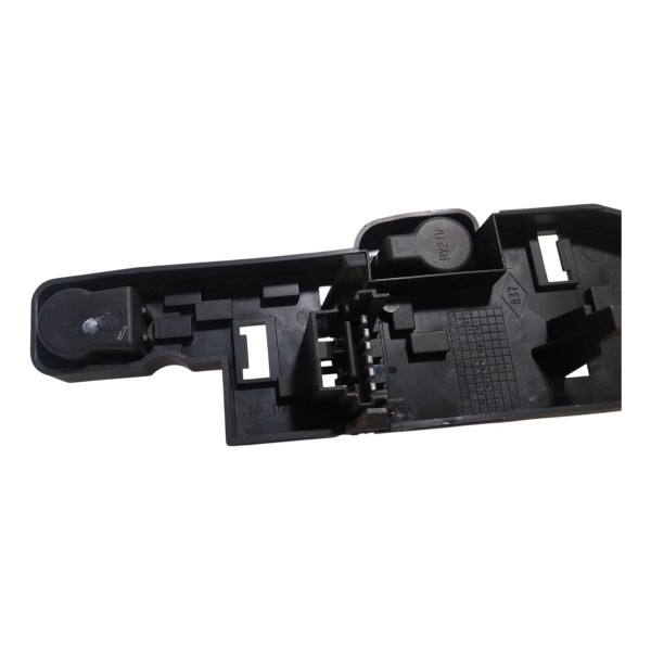 Soquete Circuito Lanterna Direita Renault Logan 2008