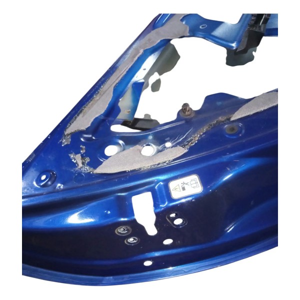 Porta Traseira Fiat Bravo Lado Esquerdo 2013 Com Detalhe Traseira Esquerdo Azul-turquesa