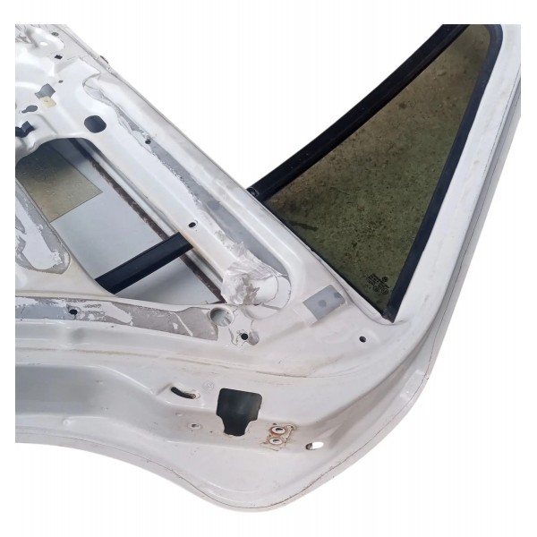 Porta Traseira Direita Vw Gol G4 2008 Com Detalhes Traseira Direita Branco