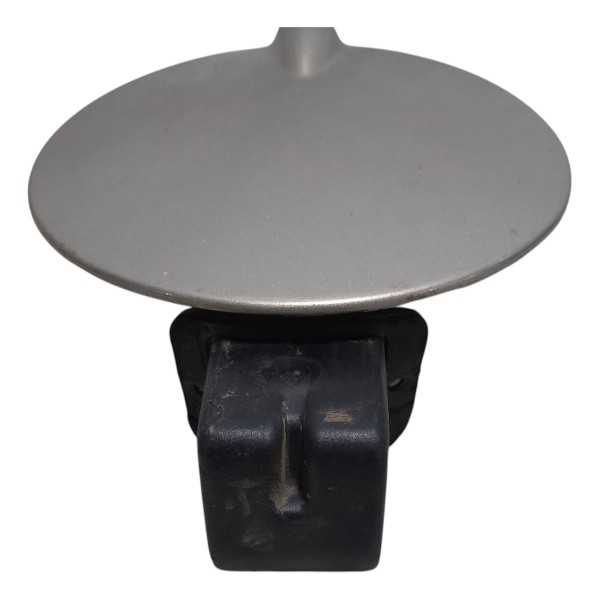 Portinhola Tanque Combustível Gm Astra 2005 Com Detalhe Cinza
